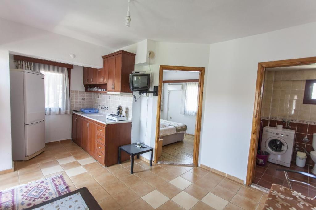 Mevsim Otel Akyaka  Bagian luar foto